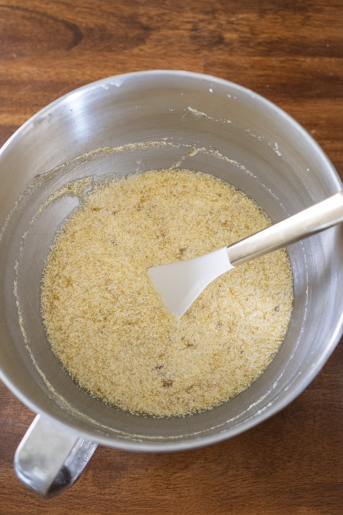 wet ingredients banana bread