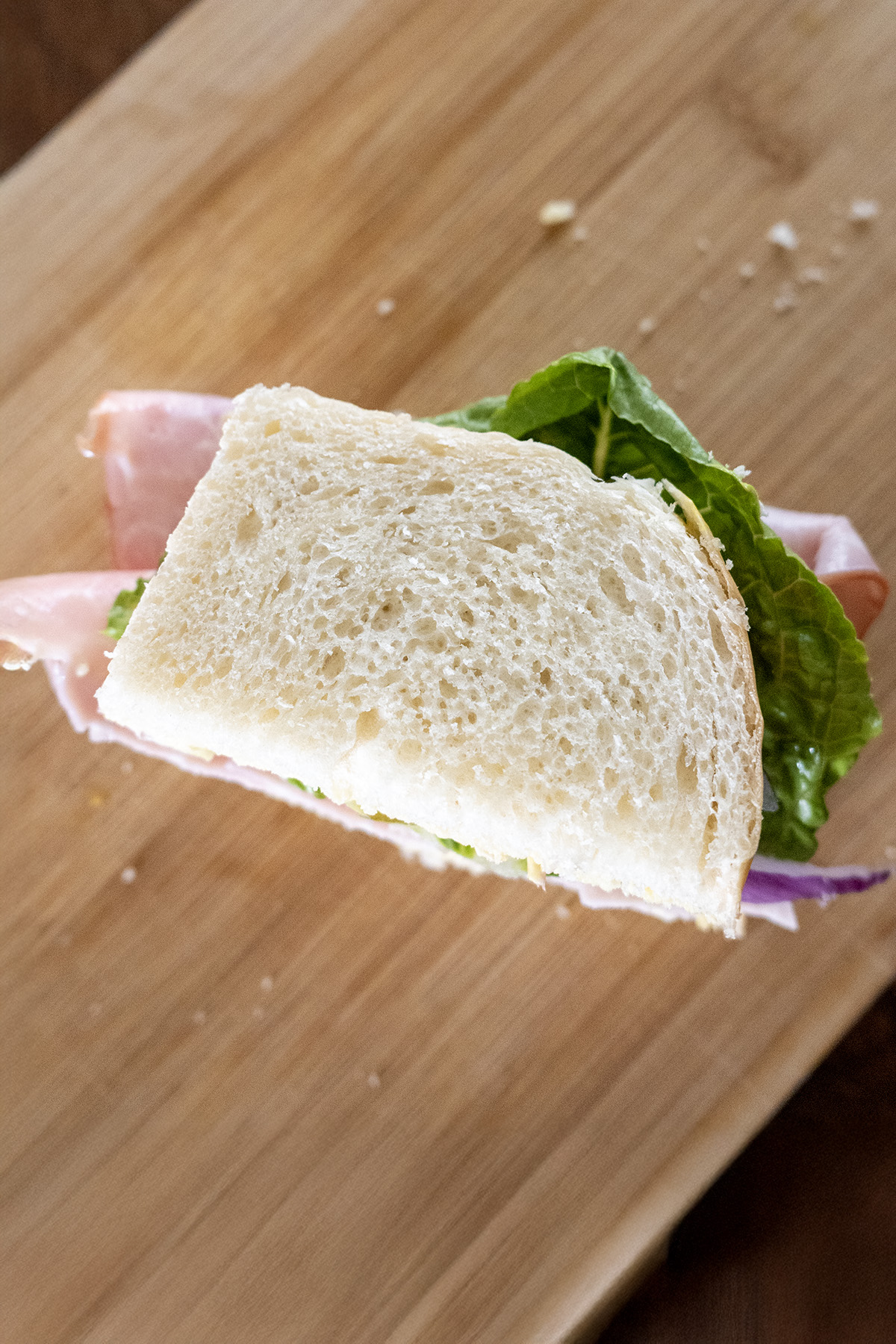 sandwich with white bread