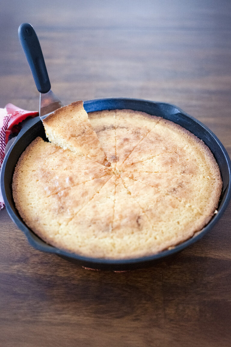 Perfectly Buttery Cornbread (Sweet)