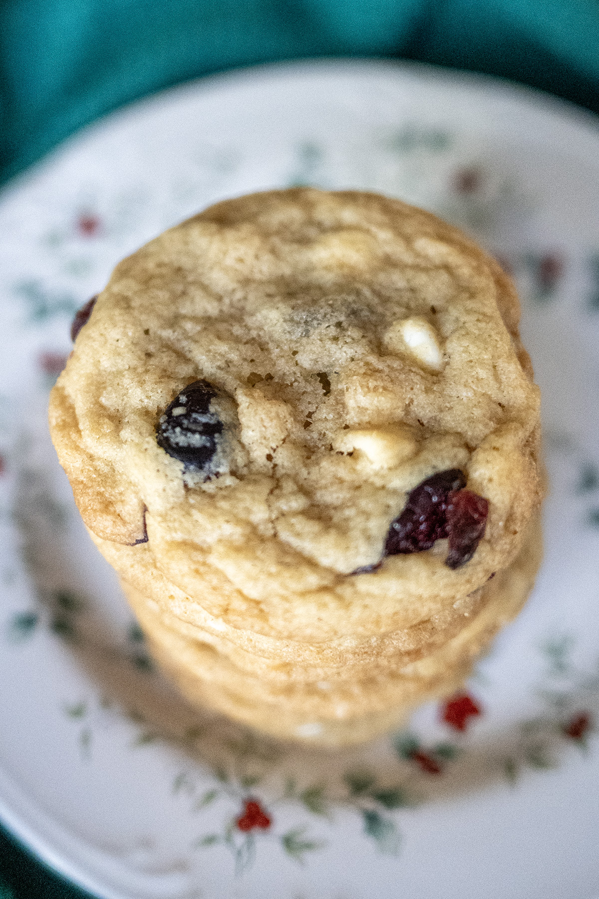Chewy White Chocolate Cranberry Cookies