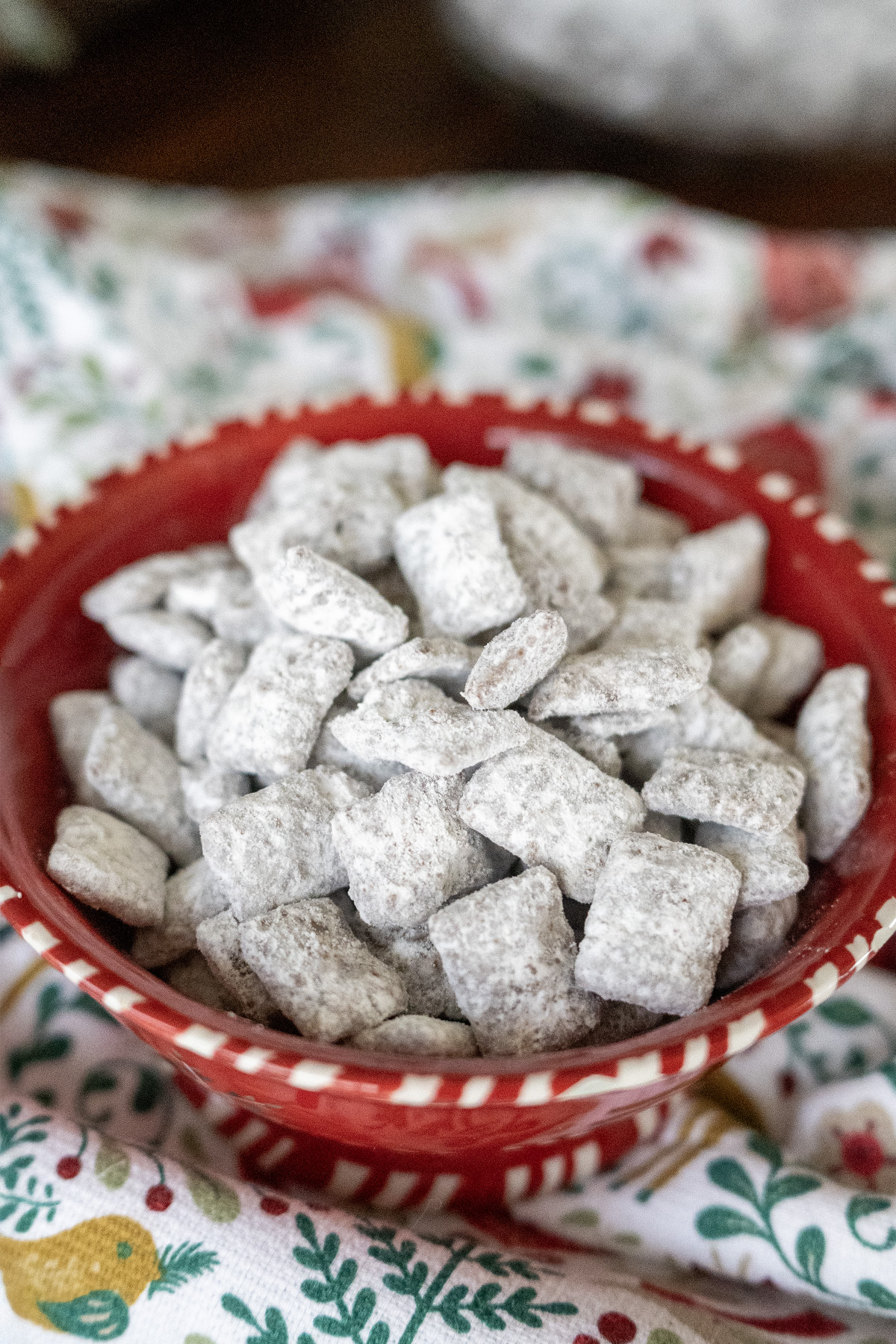 Perfect Muddy Buddy Recipe – Puppy Chow Perfection