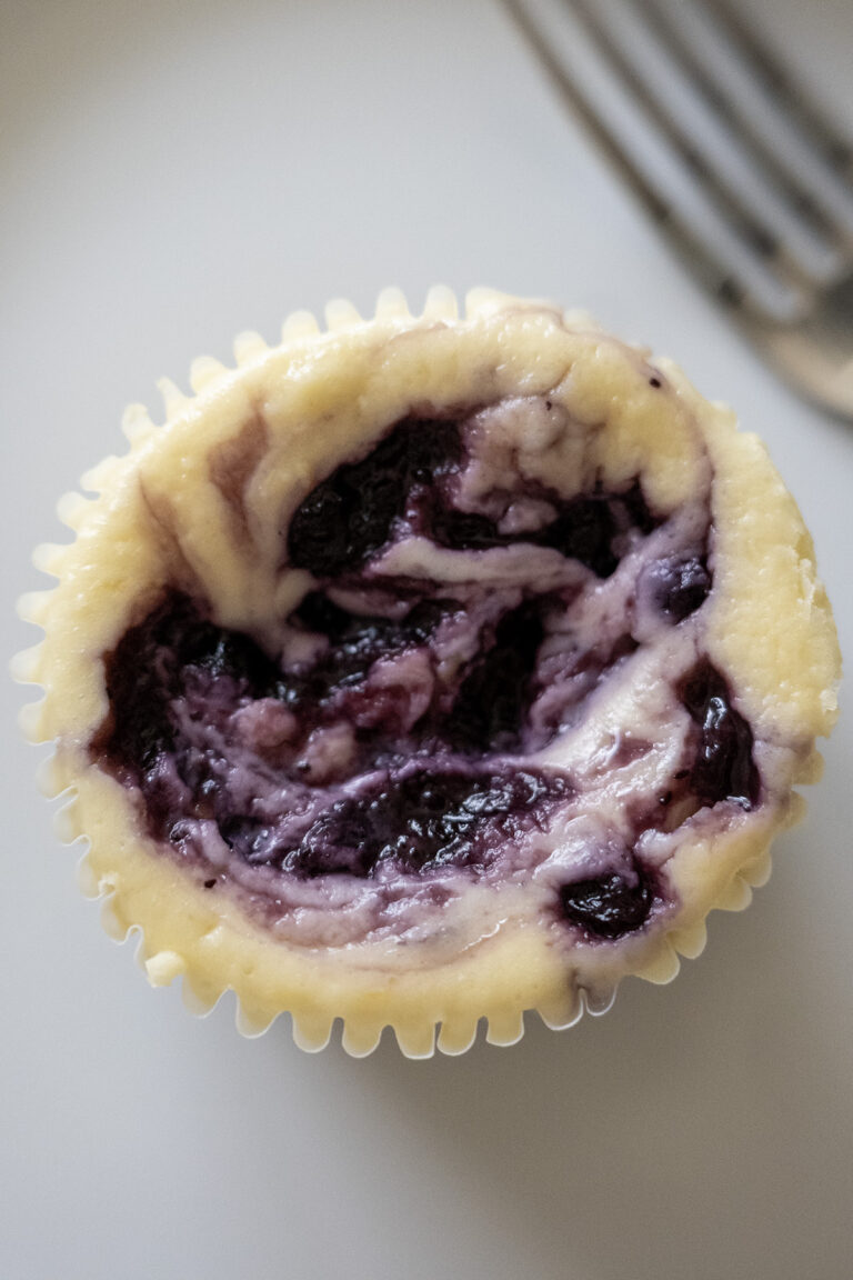 Easy Mini Cheesecakes: Lemon Blueberry Cheesecake Bites